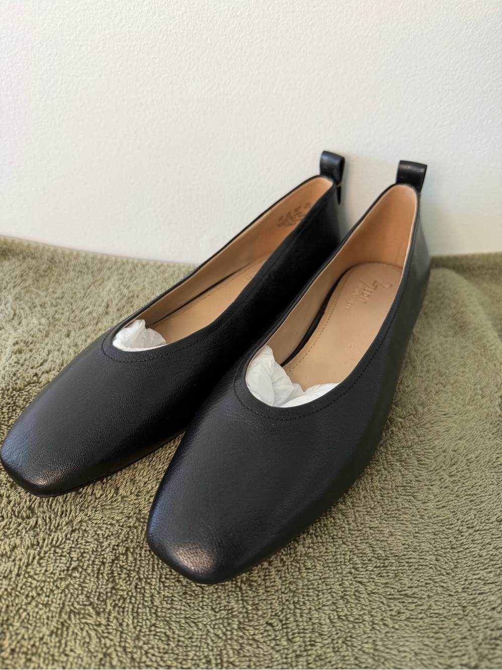 27 Edit Naturalized Leather Black Slip-On Women's Flats